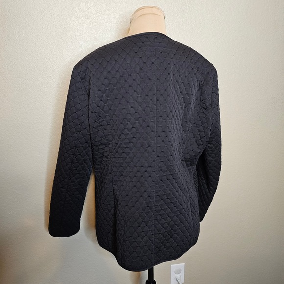 St John XL Black Quilted Jacket Gold Logo Buttons Collarless Coat - Picture 4 of 10